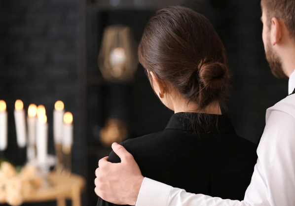 Cómo funcionan los velatorios: guía para familiares